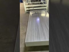 Productie van PVC-houtfineer