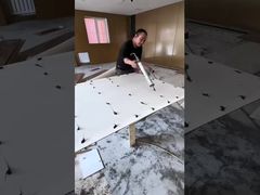 Installatie van pvc-houtfineer