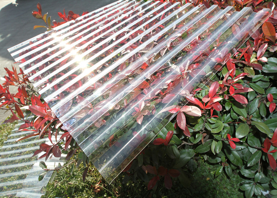 Thick Corrugated Perspex Roofing Sheets / Corrugated Polycarbonate Roof Panel