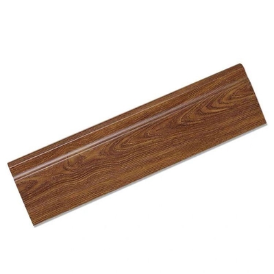 Anti-Kratten en Flexible houten kleur PVC Skirting Line voor onderhoudsvriendelijke bescherming