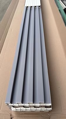 Contemporary PVC 3d wandpanelen Wpc bedekking houtkorrels Slat wandpanelen