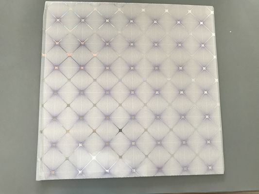 Gemakkelijk installeer/Schone pvc-Plafondraad 7mm Dikte het Glanzen Purper Ontwerp