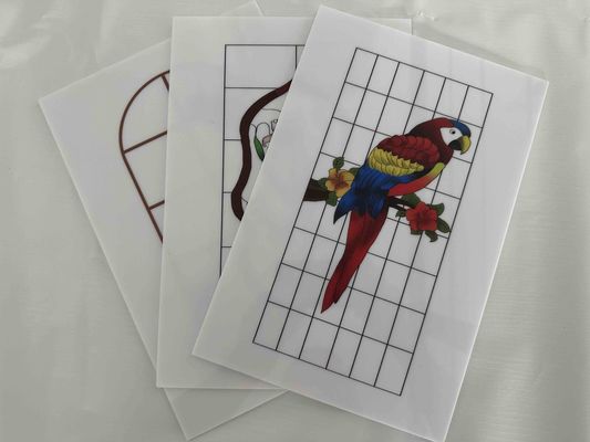 Platen van polyester in kleur